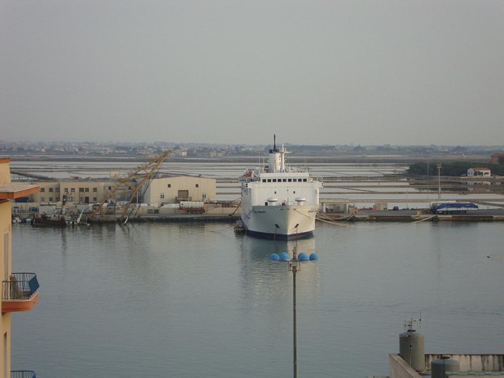 A Babordo B&B Trapani Bagian luar foto