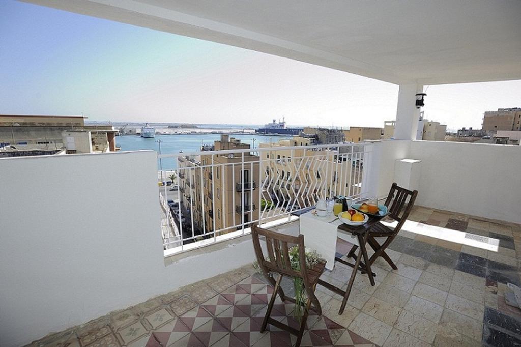 A Babordo B&B Trapani Bagian luar foto